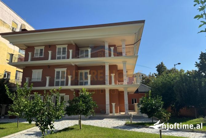Shtepi me qera 7+1 ne Tirane - 1,000 Euro