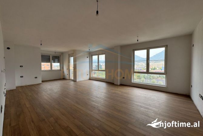 Shtepi ne shitje 3+1 ne Tirane - 300,000 Euro