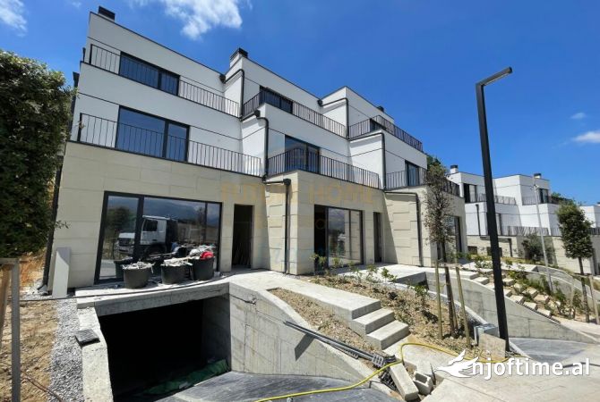 Shtepi me qera 3+1 ne Tirane - 3,000 Euro