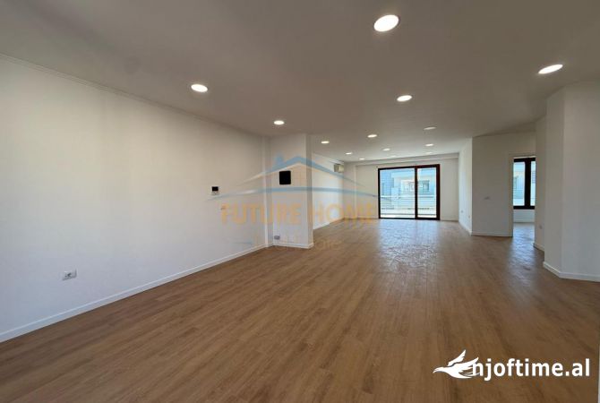 Ambient biznesi me qera 1+1 ne Tirane - 2,500 Euro