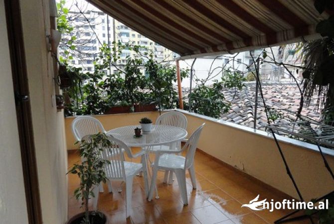 Shtepi ne shitje 4+1 ne Tirane - 285,000 Euro