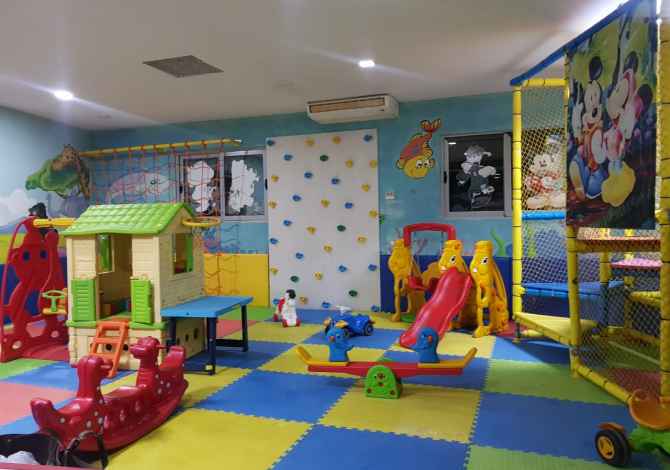 Njoftime Pune ne Tirane, Profesioni Kujdestare femijesh ne kendin e lojrave , , Pagesa Me Marreveshje.