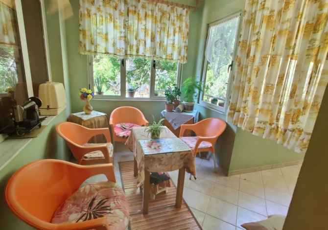 Shtepi ne shitje  ne Tirane, 3+1, Mobilimi Bosh, pa mobiluar, Pagesa 280,000  Euro.