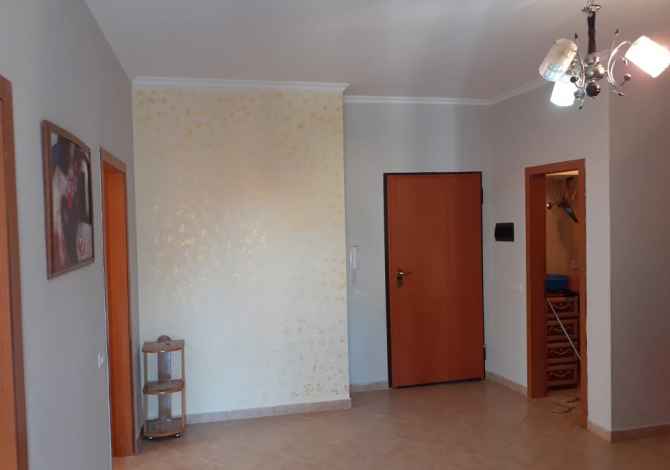 Shtepi ne shitje  ne Durres, 2+1, Mobilimi E mobiluar, Pagesa 31,000  Euro.