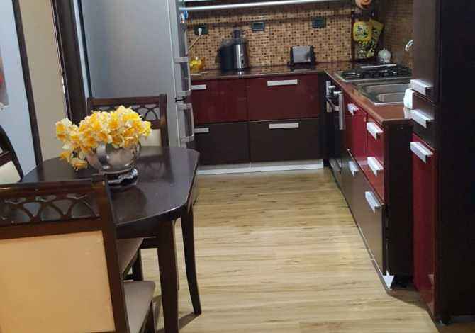 Shtepi me qera  ne Tirane, 2+1, Mobilimi E mobiluar, Pagesa 350  Euro.
