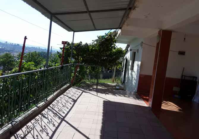Shtepi ne shitje 2+1 ne Tirane - 6,000,000 Leke