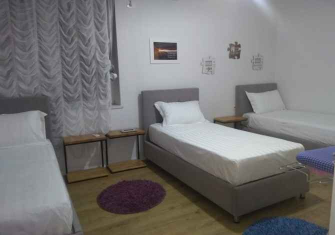 Shtepi me qera  ne Tirane, 2+1, Mobilimi E mobiluar, Pagesa 350  Euro.