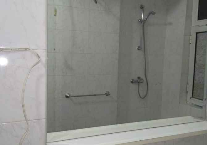 Shtepi me qera  ne Tirane, 2+1, Mobilimi E mobiluar, Pagesa 350  Euro.