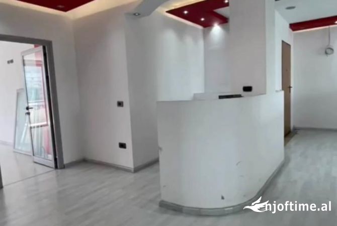 Ambient biznesi me qera 1+1 ne Tirane - 1,000 Euro