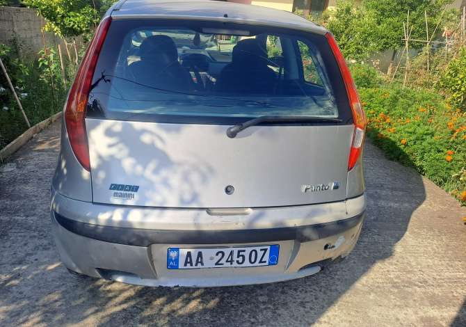 Makina ne shitje  ne Fier - 1,200 Euro