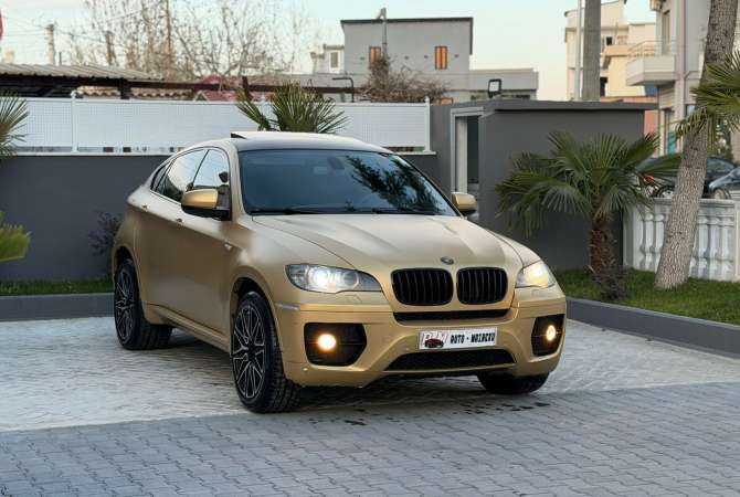 Makina ne shitje ne Fier - 8,500 Euro