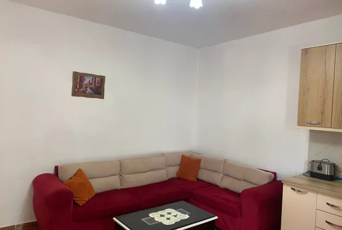 Shtepi me qera 1+1 ne Tirane - 250 Euro