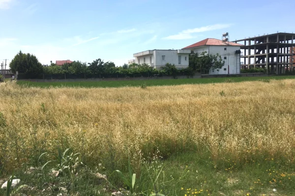 Truall ose Toke  ne Himare - 148,000 Euro