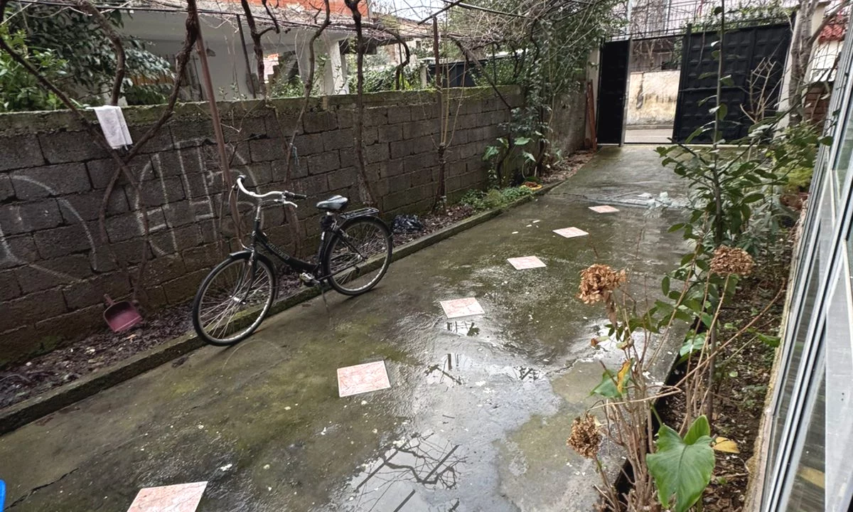 Casa privata/Indipendente in affitto a Tirana 2+1, Arredato