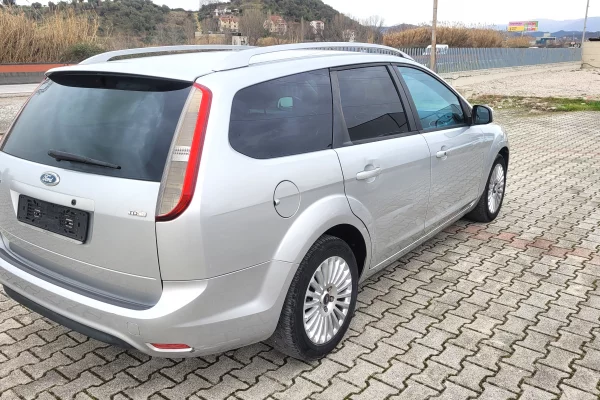 Cars for sale in Tirana, Ford, 2010 Diesel,Kambio Manual Payment 3,200  Euro.