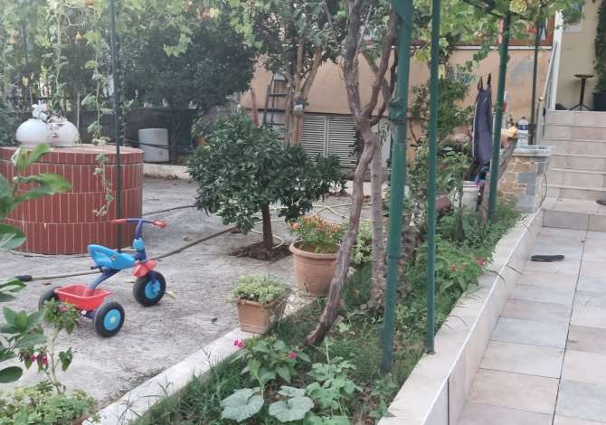 Shtepi ne shitje Shtepi Private ne Tirane, 5+1, Mobilimi E mobiluar, Pagesa 350,000  Euro.