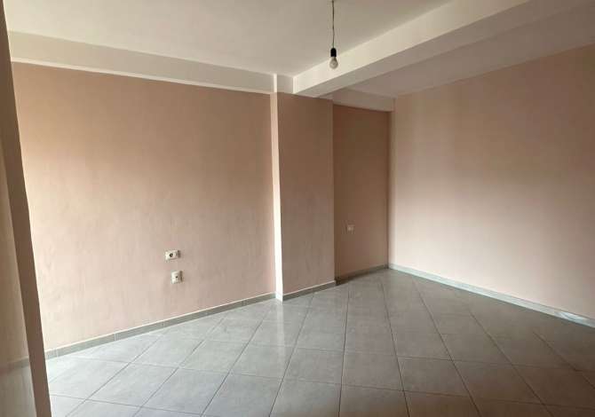 Apartment for rent in Tirana 2+1, Emty