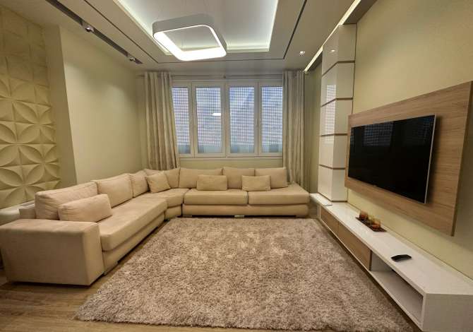 Shtepi me qera 2+1 ne Tirane - 600 Euro