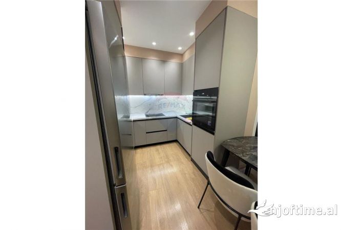 Shtepi me qera 2+1 ne Tirane - 750 Euro