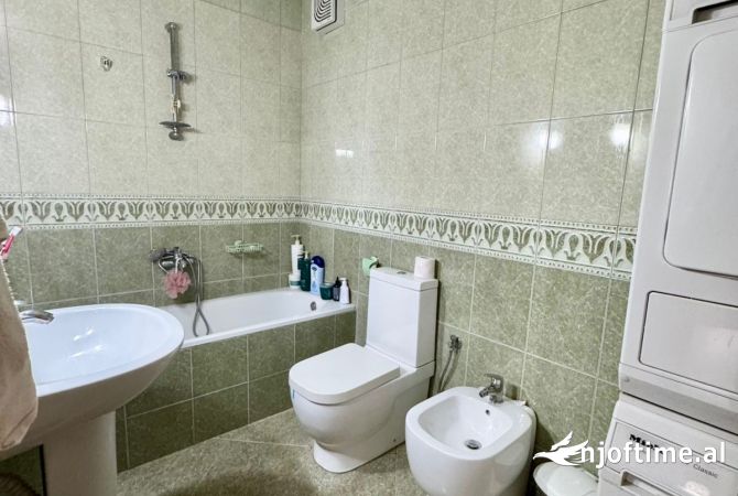 Shtepi ne shitje 2+1 ne Tirane - 280,000 Euro