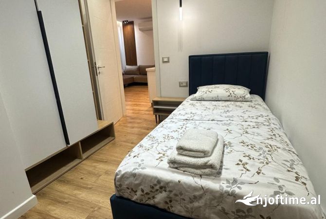 Shtepi me qera 2+1 ne Tirane - 850 Euro