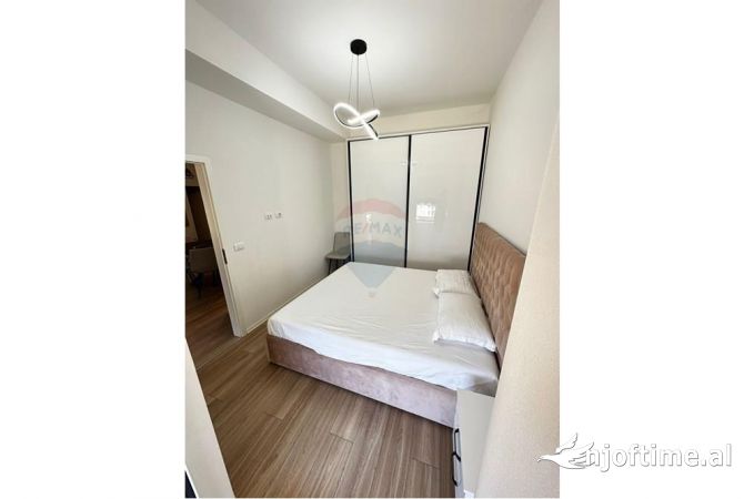 Shtepi me qera 2+1 ne Tirane - 550 Euro