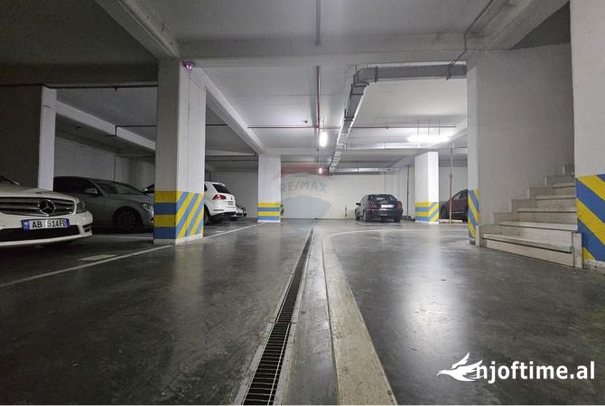 Shtepi me qera Apartament ne Tirane, 2+1, Mobilimi E mobiluar, Pagesa 800  Euro.