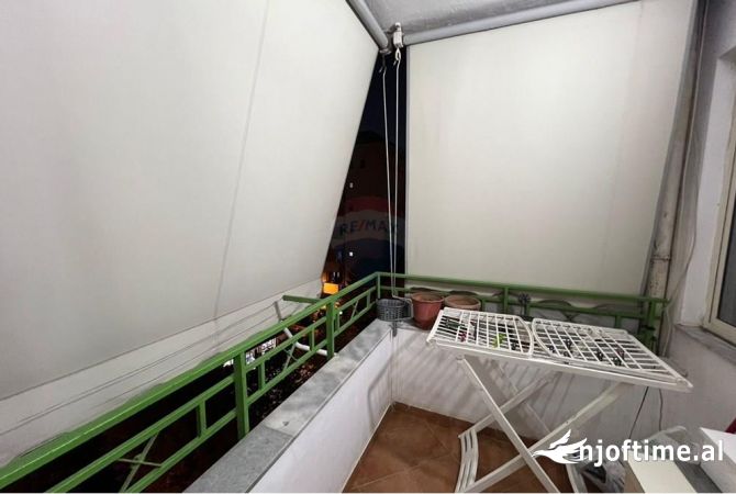 Shtepi me qera Apartament ne Tirane, 2+1, Mobilimi E mobiluar, Pagesa 900  Euro.