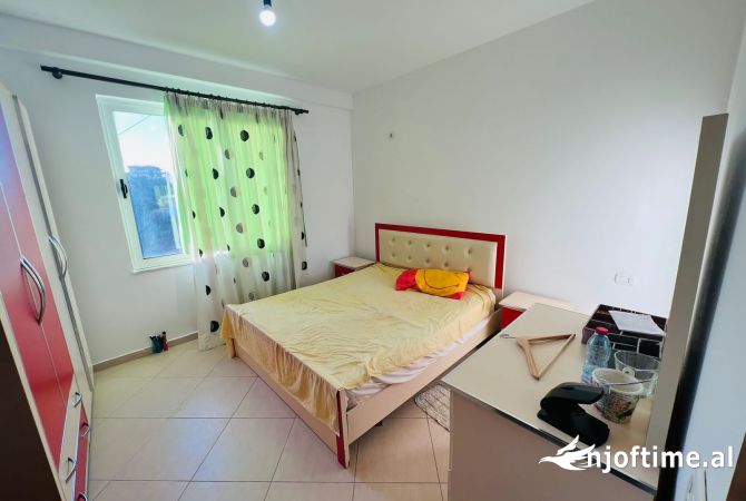 Shtepi me qera Apartament ne Tirane, 1+1, Mobilimi E mobiluar, Pagesa 400  Euro.