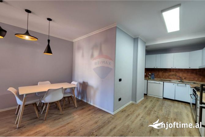 Shtepi me qera 2+1 ne Tirane - 800 Euro