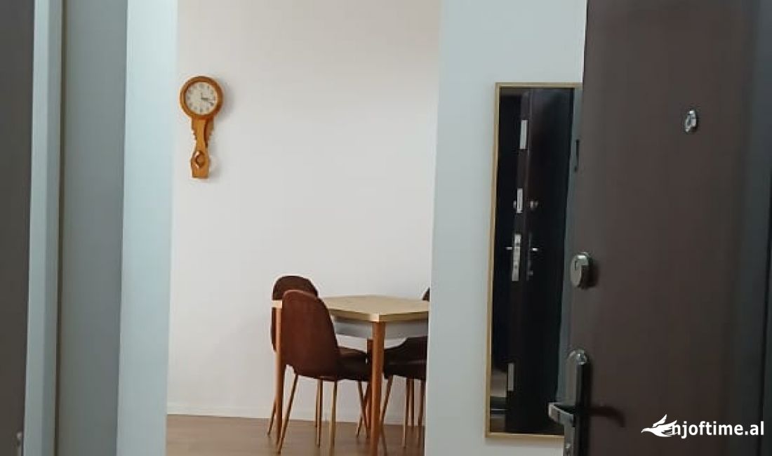 Shtepi me qera Apartament ne Tirane, 1+1, Mobilimi E mobiluar, Pagesa 600  Euro.