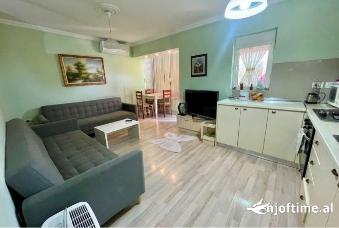 Shtepi ne shitje 2+1 ne Tirane - 10,100,000 Leke