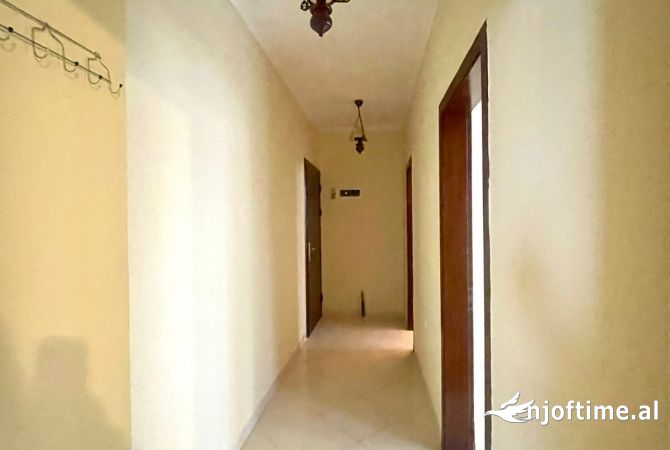 AMBIENT PER ZYRA TE SELVIA