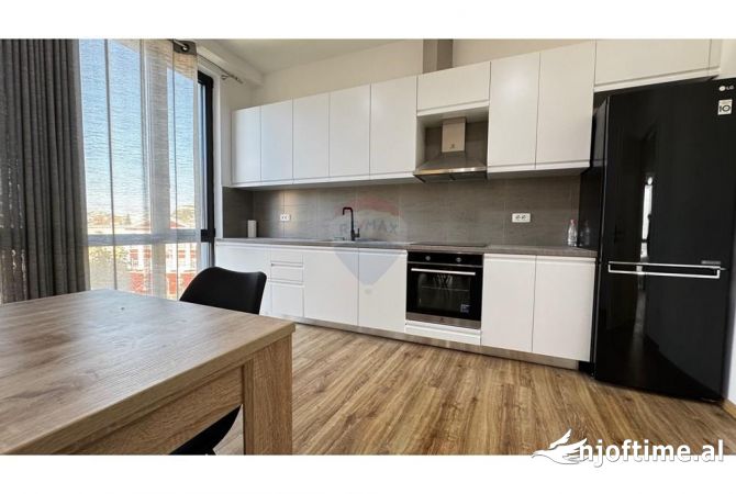 Shtepi me qera Apartament ne Tirane, 1+1, Mobilimi E mobiluar, Pagesa 1,200  Euro.