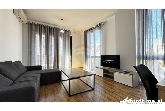 Shtepi me qera 1+1 ne Tirane - 1,200 Euro
