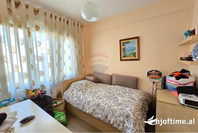 Shtepi me qera 2+1 ne Tirane - 850 Euro