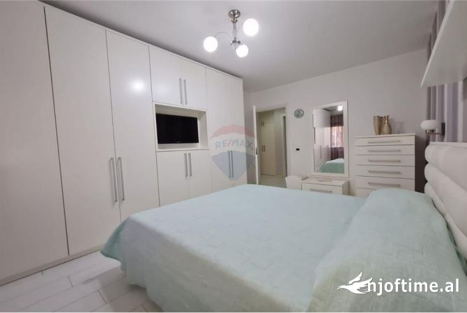 Shtepi me qera Apartament ne Tirane, 2+1, Mobilimi E mobiluar, Pagesa 750  Euro.