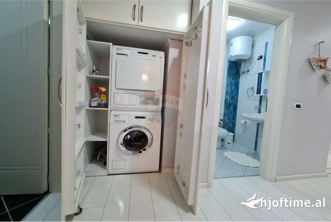 Shtepi me qera 2+1 ne Tirane - 750 Euro