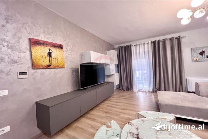 Shtepi me qera Apartament ne Tirane, 2+1, Mobilimi E mobiluar, Pagesa 1,100  Euro.