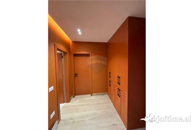 Shtepi me qera Apartament ne Tirane, 1+1, Mobilimi E mobiluar, Pagesa 550  Euro.