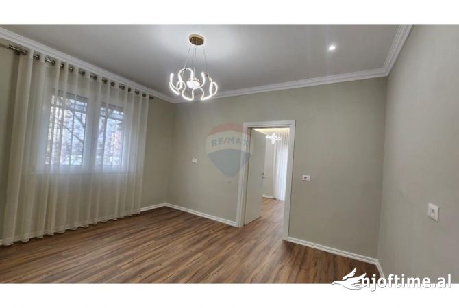 Shtepi ne shitje 1+1 ne Tirane - 125,000 Euro