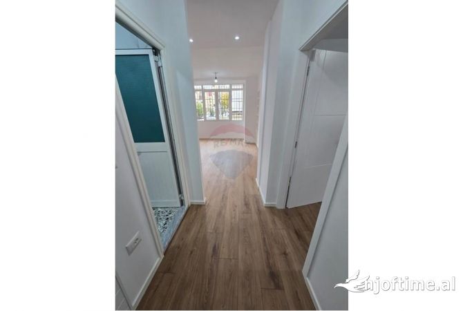 Shtepi ne shitje 2+1 ne Tirane - 120,000 Euro