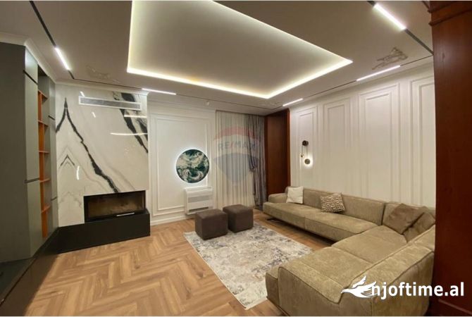 Casa in affitto 4+1 a Tirana - 2,200 Euro