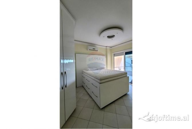 Shtepi me qera 3+1 ne Tirane - 800 Euro