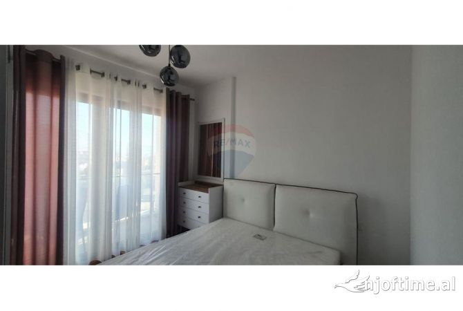Shtepi me qera Apartament ne Tirane, 1+1, Mobilimi E mobiluar, Pagesa 550  Euro.