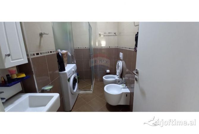 Shtepi me qera Apartament ne Tirane, 1+1, Mobilimi E mobiluar, Pagesa 500  Euro.