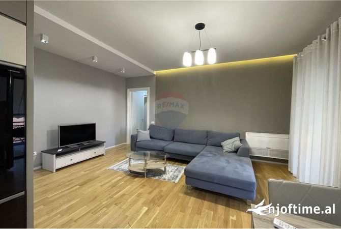 Shtepi me qera 2+1 ne Tirane - 1,200 Euro