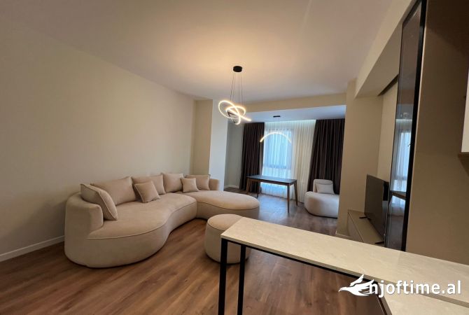 Shtepi me qera Apartament ne Tirane, 2+1, Mobilimi E mobiluar, Pagesa 1,000  Euro.