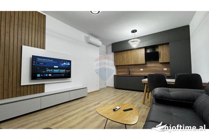 Apartament 1+1 per qira tek Stacioni Trenit!
