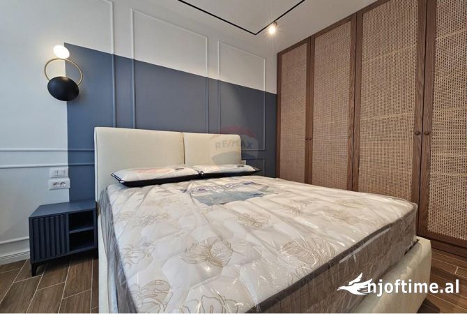 Shtepi me qera Apartament ne Tirane, 1+1, Mobilimi E mobiluar, Pagesa 1,200  Euro.